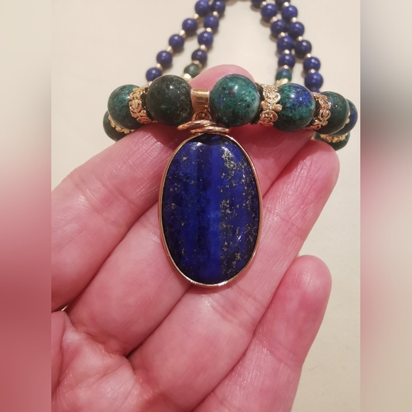 Lapis Lazuli pendant on Phoenix and Lapis lazuli stone necklace - Picture 6 of 6